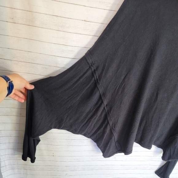 WE THE FREE OVERSIZE TURTLENECK RIBBED SLUB LONG SLEEVE TOP IN BLACK, SZ MEDIUM - Picture 7 of 8